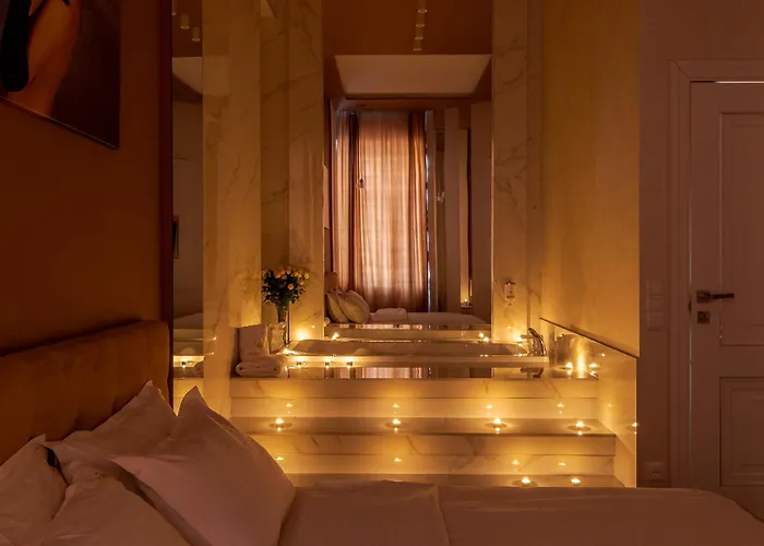 Royal Stylish In The Old *